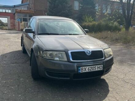 Сірий Шкода Суперб, об'ємом двигуна 1.9 л та пробігом 245 тис. км за 4100 $, фото 1 на Automoto.ua