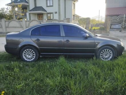 Шкода Суперб 2002 в Борщеве на Automoto.ua Серый Шкода Суперб, объемом двигателя 1.9 л и пробегом 416 тыс. км за 3624 $, фото 1 на Automoto.ua