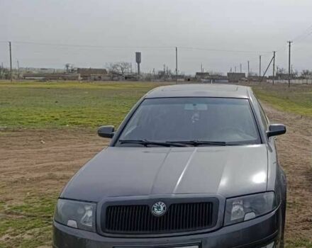 Серый Шкода Суперб, объемом двигателя 2 л и пробегом 300 тыс. км за 4300 $, фото 1 на Automoto.ua