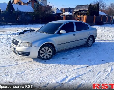 Серый Шкода Суперб, объемом двигателя 2.8 л и пробегом 280 тыс. км за 4000 $, фото 1 на Automoto.ua