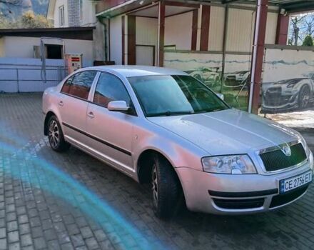 Серый Шкода Суперб, объемом двигателя 1.8 л и пробегом 320 тыс. км за 3350 $, фото 1 на Automoto.ua