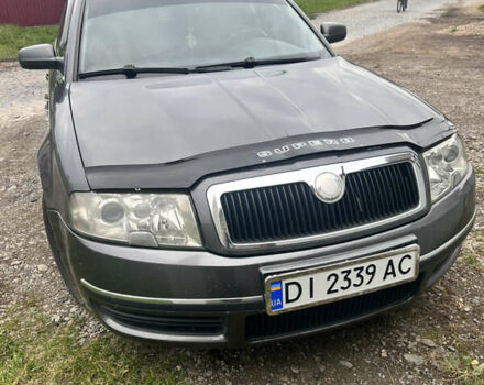 Сірий Шкода Суперб, об'ємом двигуна 2.5 л та пробігом 300 тис. км за 4000 $, фото 1 на Automoto.ua