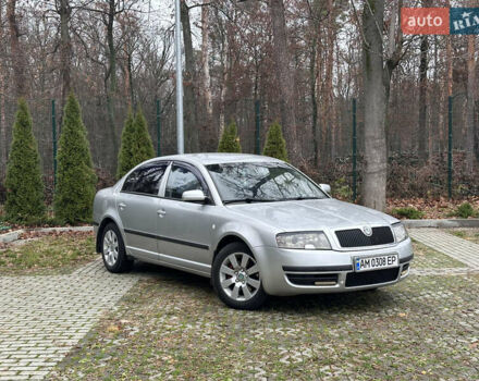 Серый Шкода Суперб, объемом двигателя 2.77 л и пробегом 327 тыс. км за 5500 $, фото 1 на Automoto.ua