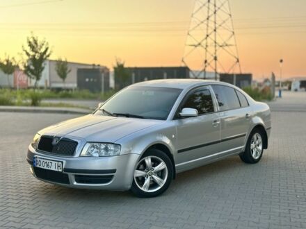Шкода Суперб 2003 в Мукачеве на Automoto.ua Серый Шкода Суперб, объемом двигателя 2 л и пробегом 300 тыс. км за 2900 $, фото 1 на Automoto.ua
