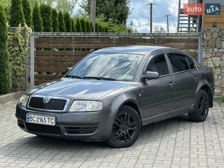 Шкода Суперб 2003 в Стрые на Automoto.ua Серый Шкода Суперб, объемом двигателя 1.98 л и пробегом 364 тыс. км за 2650 $, фото 1 на Automoto.ua
