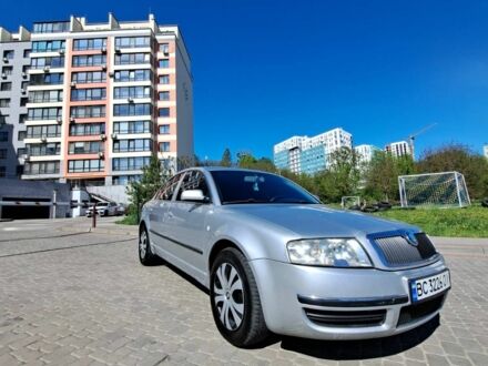 Шкода Суперб 2003 у Львові на Automoto.ua Сірий Шкода Суперб, об'ємом двигуна 2.5 л та пробігом 298 тис. км за 3950 $, фото 1 на Automoto.ua