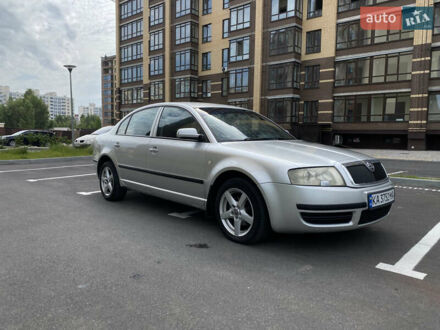 Шкода Суперб 2004 в Киеве на Automoto.ua Серый Шкода Суперб, объемом двигателя 1.78 л и пробегом 245 тыс. км за 3950 $, фото 1 на Automoto.ua