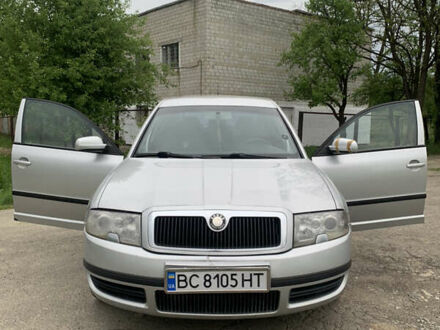 Шкода Суперб 2004 в Бориславе на Automoto.ua Серый Шкода Суперб, объемом двигателя 1.9 л и пробегом 390 тыс. км за 4200 $, фото 1 на Automoto.ua