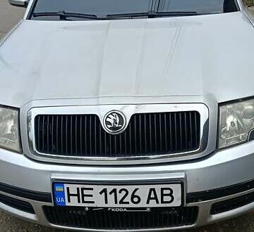 Серый Шкода Суперб, объемом двигателя 1.78 л и пробегом 265 тыс. км за 5000 $, фото 1 на Automoto.ua