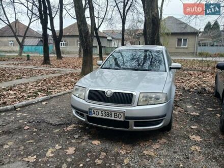 Шкода Суперб 2004 в Мукачеве на Automoto.ua Серый Шкода Суперб, объемом двигателя 1.8 л и пробегом 400 тыс. км за 4400 $, фото 1 на Automoto.ua