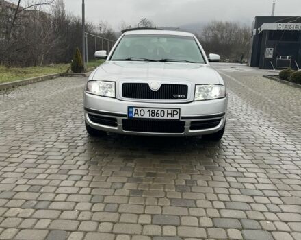 Серый Шкода Суперб, объемом двигателя 1.9 л и пробегом 240 тыс. км за 5000 $, фото 1 на Automoto.ua