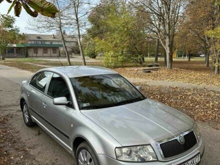 Шкода Суперб 2005 в Софиевке на Automoto.ua Серый Шкода Суперб, объемом двигателя 1.9 л и пробегом 350 тыс. км за 2600 $, фото 1 на Automoto.ua