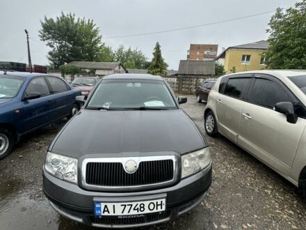 Шкода Суперб 2005 в Звенигородка на Automoto.ua Серый Шкода Суперб, объемом двигателя 1.8 л и пробегом 200 тыс. км за 3650 $, фото 1 на Automoto.ua