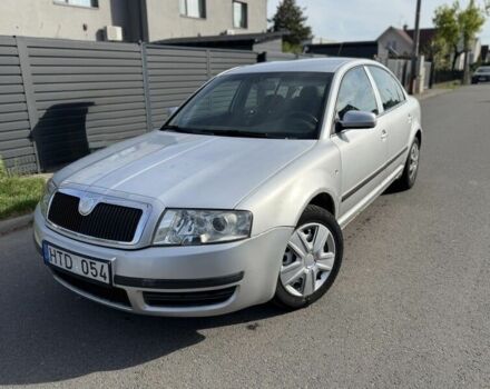 Серый Шкода Суперб, объемом двигателя 1.9 л и пробегом 261 тыс. км за 1401 $, фото 1 на Automoto.ua