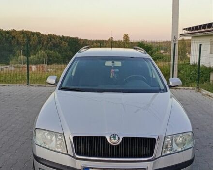 Серый Шкода Суперб, объемом двигателя 1.6 л и пробегом 1 тыс. км за 4500 $, фото 1 на Automoto.ua