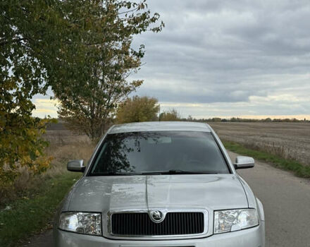 Серый Шкода Суперб, объемом двигателя 1.78 л и пробегом 320 тыс. км за 6200 $, фото 1 на Automoto.ua