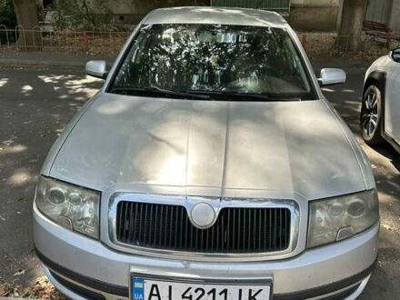 Серый Шкода Суперб, объемом двигателя 1.78 л и пробегом 261 тыс. км за 4900 $, фото 1 на Automoto.ua