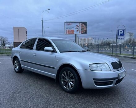 Серый Шкода Суперб, объемом двигателя 1.8 л и пробегом 331 тыс. км за 4000 $, фото 1 на Automoto.ua