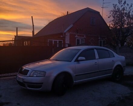 Серый Шкода Суперб, объемом двигателя 1.9 л и пробегом 210 тыс. км за 3570 $, фото 1 на Automoto.ua