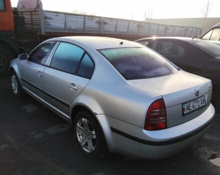 Сірий Шкода Суперб, об'ємом двигуна 1.8 л та пробігом 892 тис. км за 1991 $, фото 1 на Automoto.ua