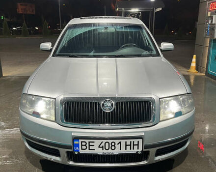 Сірий Шкода Суперб, об'ємом двигуна 2 л та пробігом 344 тис. км за 6500 $, фото 1 на Automoto.ua