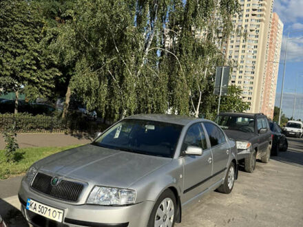 Шкода Суперб 2006 в Киеве на Automoto.ua Серый Шкода Суперб, объемом двигателя 2.77 л и пробегом 500 тыс. км за 4350 $, фото 1 на Automoto.ua