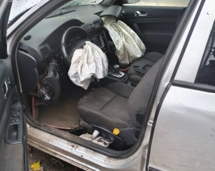 Серый Шкода Суперб, объемом двигателя 2 л и пробегом 360 тыс. км за 1000 $, фото 1 на Automoto.ua