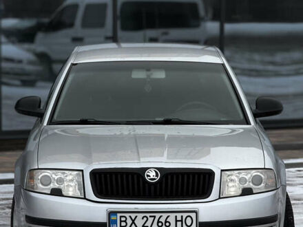 Шкода Суперб 2006 в Славуте на Automoto.ua Серый Шкода Суперб, объемом двигателя 1.8 л и пробегом 270 тыс. км за 5250 $, фото 1 на Automoto.ua