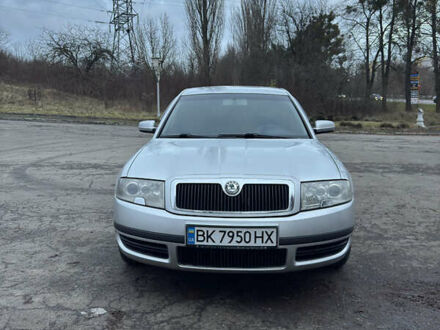 Серый Шкода Суперб, объемом двигателя 1.78 л и пробегом 270 тыс. км за 5300 $, фото 1 на Automoto.ua