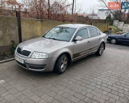 Сірий Шкода Суперб, об'ємом двигуна 1.78 л та пробігом 242 тис. км за 5200 $, фото 1 на Automoto.ua