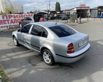 Серый Шкода Суперб, объемом двигателя 1.8 л и пробегом 392 тыс. км за 4600 $, фото 1 на Automoto.ua