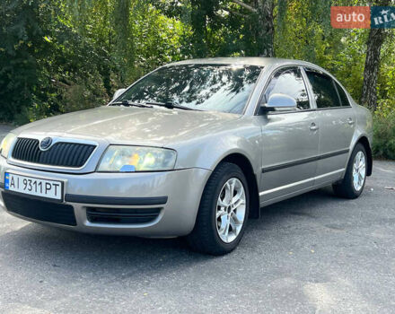 Сірий Шкода Суперб, об'ємом двигуна 1.78 л та пробігом 250 тис. км за 5400 $, фото 1 на Automoto.ua