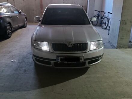 Сірий Шкода Суперб, об'ємом двигуна 1.8 л та пробігом 195 тис. км за 5500 $, фото 1 на Automoto.ua