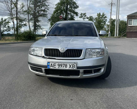 Серый Шкода Суперб, объемом двигателя 1.78 л и пробегом 270 тыс. км за 4500 $, фото 1 на Automoto.ua