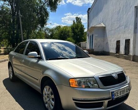 Сірий Шкода Суперб, об'ємом двигуна 2 л та пробігом 217 тис. км за 6200 $, фото 1 на Automoto.ua