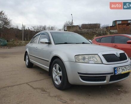 Сірий Шкода Суперб, об'ємом двигуна 1.8 л та пробігом 168 тис. км за 6100 $, фото 1 на Automoto.ua