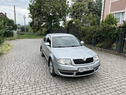 Шкода Суперб 2007 у Чернівцях на Automoto.ua Сірий Шкода Суперб, об'ємом двигуна 1.8 л та пробігом 290 тис. км за 4500 $, фото 1 на Automoto.ua