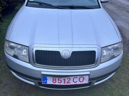 Серый Шкода Суперб, объемом двигателя 2.5 л и пробегом 480 тыс. км за 1999 $, фото 1 на Automoto.ua