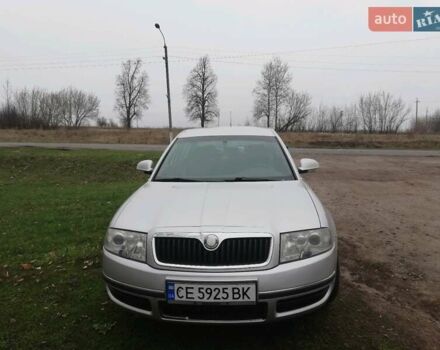 Серый Шкода Суперб, объемом двигателя 2.5 л и пробегом 238 тыс. км за 4500 $, фото 1 на Automoto.ua