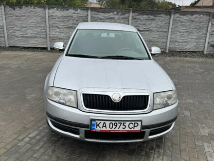 Сірий Шкода Суперб, об'ємом двигуна 1.78 л та пробігом 295 тис. км за 7000 $, фото 1 на Automoto.ua