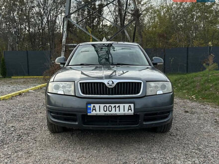 Серый Шкода Суперб, объемом двигателя 1.8 л и пробегом 315 тыс. км за 5100 $, фото 1 на Automoto.ua