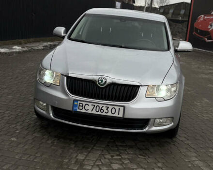 Серый Шкода Суперб, объемом двигателя 1.8 л и пробегом 258 тыс. км за 7300 $, фото 1 на Automoto.ua