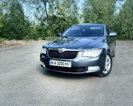 Серый Шкода Суперб, объемом двигателя 2 л и пробегом 245 тыс. км за 9500 $, фото 1 на Automoto.ua