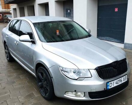 Серый Шкода Суперб, объемом двигателя 1.78 л и пробегом 213 тыс. км за 5800 $, фото 1 на Automoto.ua