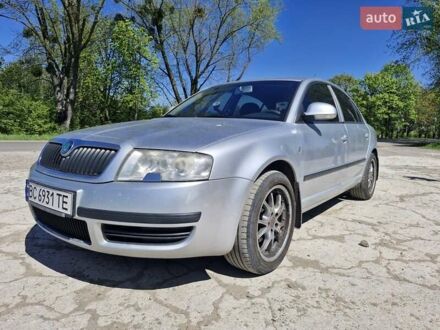 Шкода Суперб 2008 у Львові на Automoto.ua Сірий Шкода Суперб, об'ємом двигуна 1.78 л та пробігом 368 тис. км за 5900 $, фото 1 на Automoto.ua