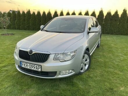 Серый Шкода Суперб, объемом двигателя 0 л и пробегом 214 тыс. км за 3500 $, фото 1 на Automoto.ua