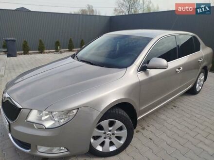 Шкода Суперб 2009 в Черновцах на Automoto.ua Серый Шкода Суперб, объемом двигателя 1.8 л и пробегом 225 тыс. км за 8200 $, фото 1 на Automoto.ua