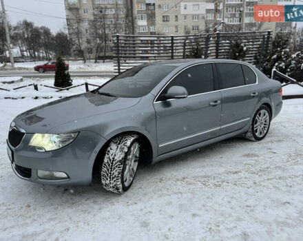 Серый Шкода Суперб, объемом двигателя 1.8 л и пробегом 236 тыс. км за 9900 $, фото 1 на Automoto.ua