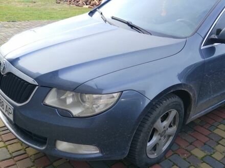 Серый Шкода Суперб, объемом двигателя 1.8 л и пробегом 450 тыс. км за 7500 $, фото 1 на Automoto.ua