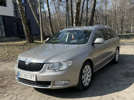 Сірий Шкода Суперб, об'ємом двигуна 1.97 л та пробігом 280 тис. км за 8700 $, фото 1 на Automoto.ua